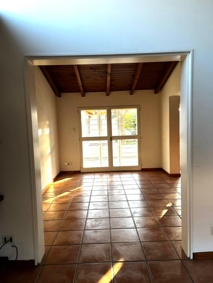 Venta casa 3 dormitorios Alta Barda 