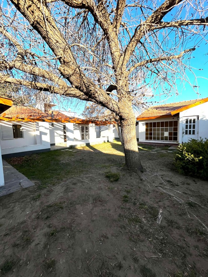 Venta casa 3 dormitorios Alta Barda 